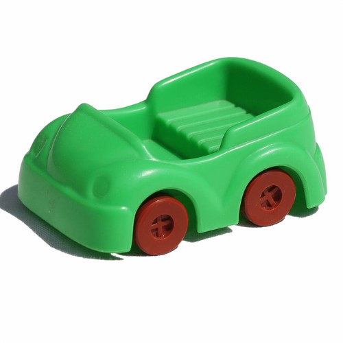 Voiture verte arbre vulli - voiture,