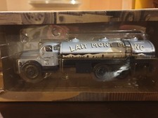 Camion Volvo N88 1967 Citerne Alimentaire Lait Montblanc 1/43