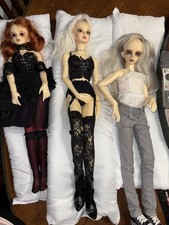 Group Of Japanese BJD 2 Girls