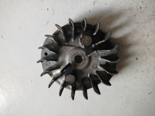 Volant magnetique pour - ,