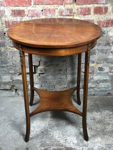 Table appoint guéridon de - /,