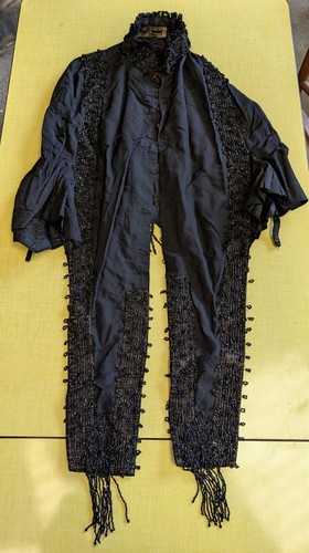 Sublime veste ancienne époque - sublime,