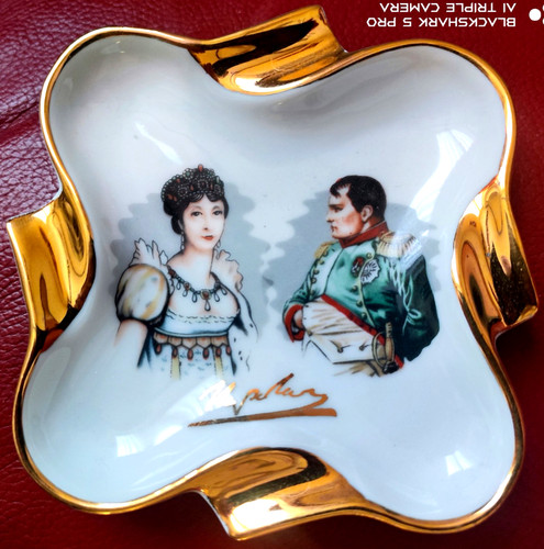Cendrier napoleon josephine - cendrier,