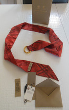 foulard ou ceinture Burberry