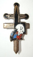 RARE INSIGNE VEILLE AU DRAPEAU