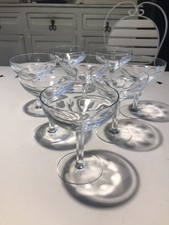 8 SUPERBES COUPES À CHAMPAGNE CRISTAL TCHÈQUE SIMILAIRE BRISTOL ST LOUIS