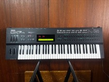 Yamaha DX7II-FD synthé