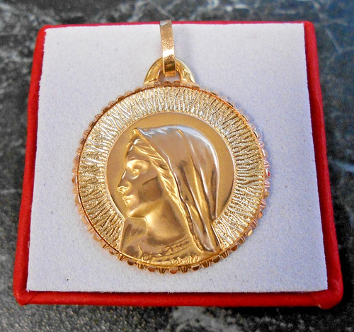Pendentif vierge marie - en, or