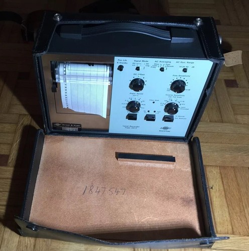 Bruel kjaer level recorder - kjaer,