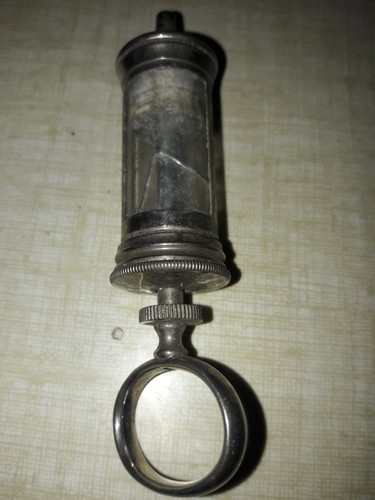 Seringue ancienne - seringue,