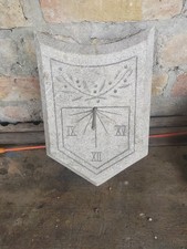 Cadran Solaire En Pierre