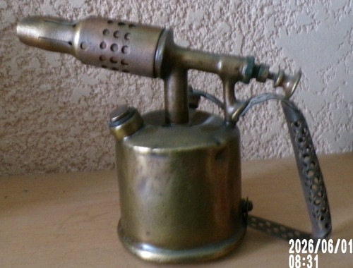 Ancienne lampe souder - ,
