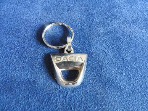 Porte clé automobile dacia - porte-clé,