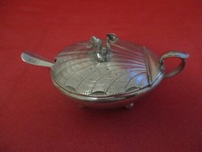 Sucrier ancien en argent massif avec minerve XIXème de l'hôtel du Louvre 324 gr