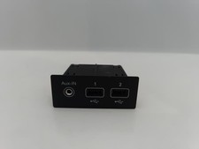 Prise port USB RENAULT CLIO 5
