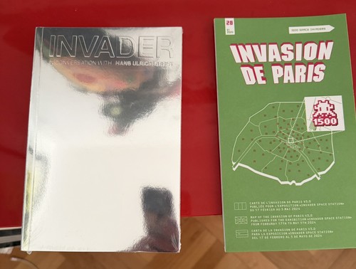 Lot invader livre - lot, –
