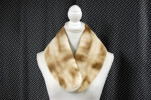 Rare collier écharpe - , en
