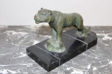 lionne en regule signé moreau