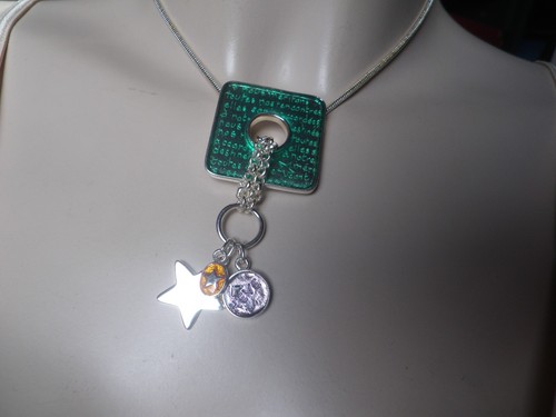 Reminiscence collier ras - , de