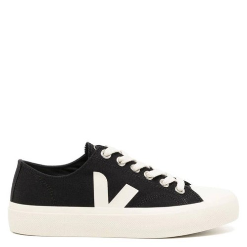 Veja black pierre - black,
