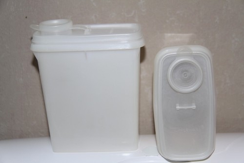 Tupperware boîtes verseuse - 2,