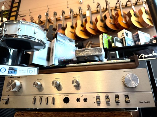 Grundig 2000 haute - v,