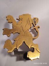 Sigle emblème lion doré