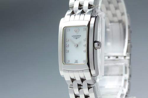 Presque comme neuve montre - [presque, neuve]
