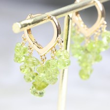 boucles d'oreilles en