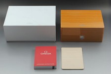 Coffret montre en bois Omega