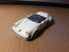 PORSCHE 911 speeder MAISTO