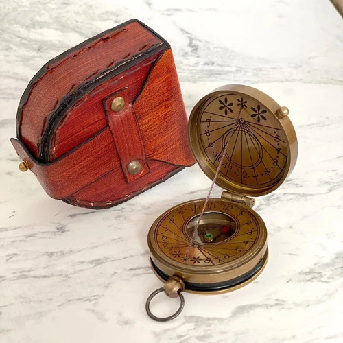 Ancienne boussole cadran - ancienne,