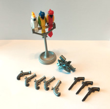 PLAYMOBIL  3 perroquets roi pirates pistolets  accessoires