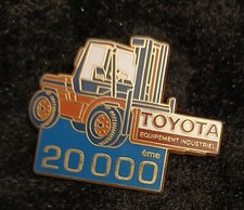 Rare Pin's Chariot Elévateur