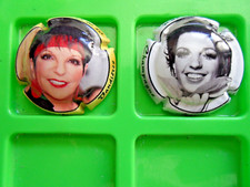 série de  capsules de champagne, Marina D . ,N°132b,132c, portrait Lisa Millenni