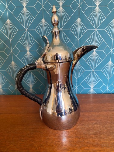 Ancienne cafetière orientale - ancienne,