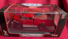 VEHICULE DE POMPIERS 1964