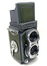 Yashica 44 TLR Avec Yashicor