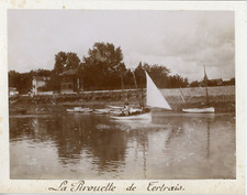 France, à bord du voilier La Pirouette Vintage citrate print, mounted with legen