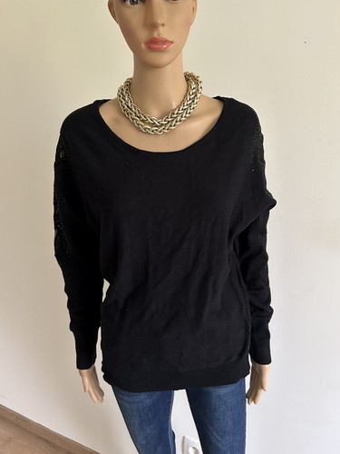 Pull noir avec - dentelle, et