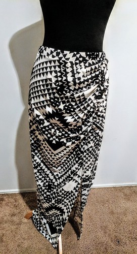 Material girl size skirt - material,