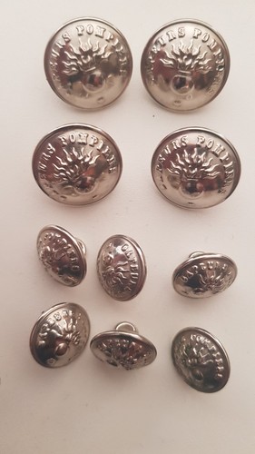 Lot boutons tenue de - 10,