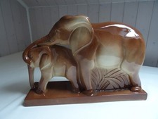 Eléphante et son petit,art