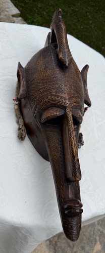Authentique grande masque - authentique,