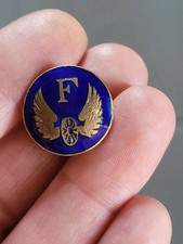 Ancien insigne de boutonnière