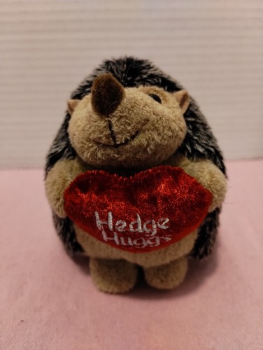 Hedge huggs plush - "hedge,
