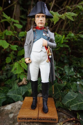 Re0038 figurine statuette - re0038,