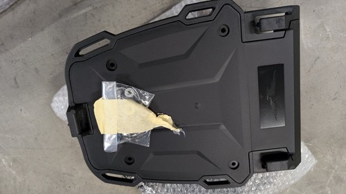Support top case - case, pour