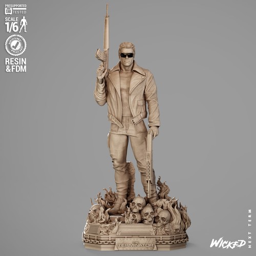 Terminator figure statue - /,