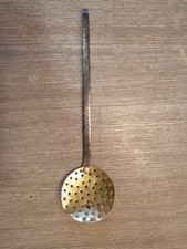 Écumoire Ancienne en laiton cuivre et fer forgé, 19ème - objet cuisine vintage